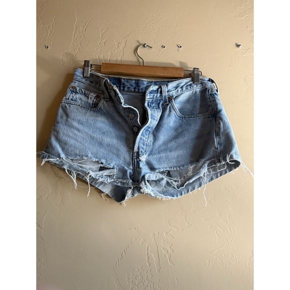 Levi's Pants - Levi Urban Outfitted Denim‎ Shorts Button Fly Mid Rise